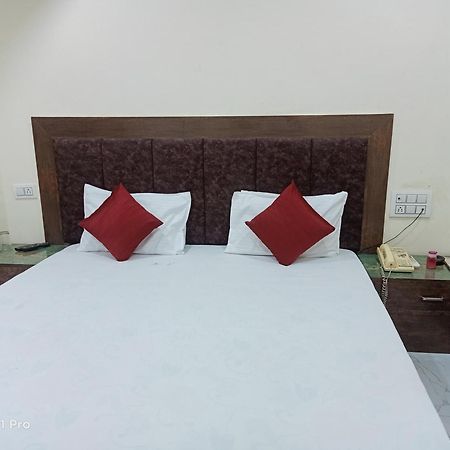 Hotel Ambassador Inn Gwalior Dış mekan fotoğraf