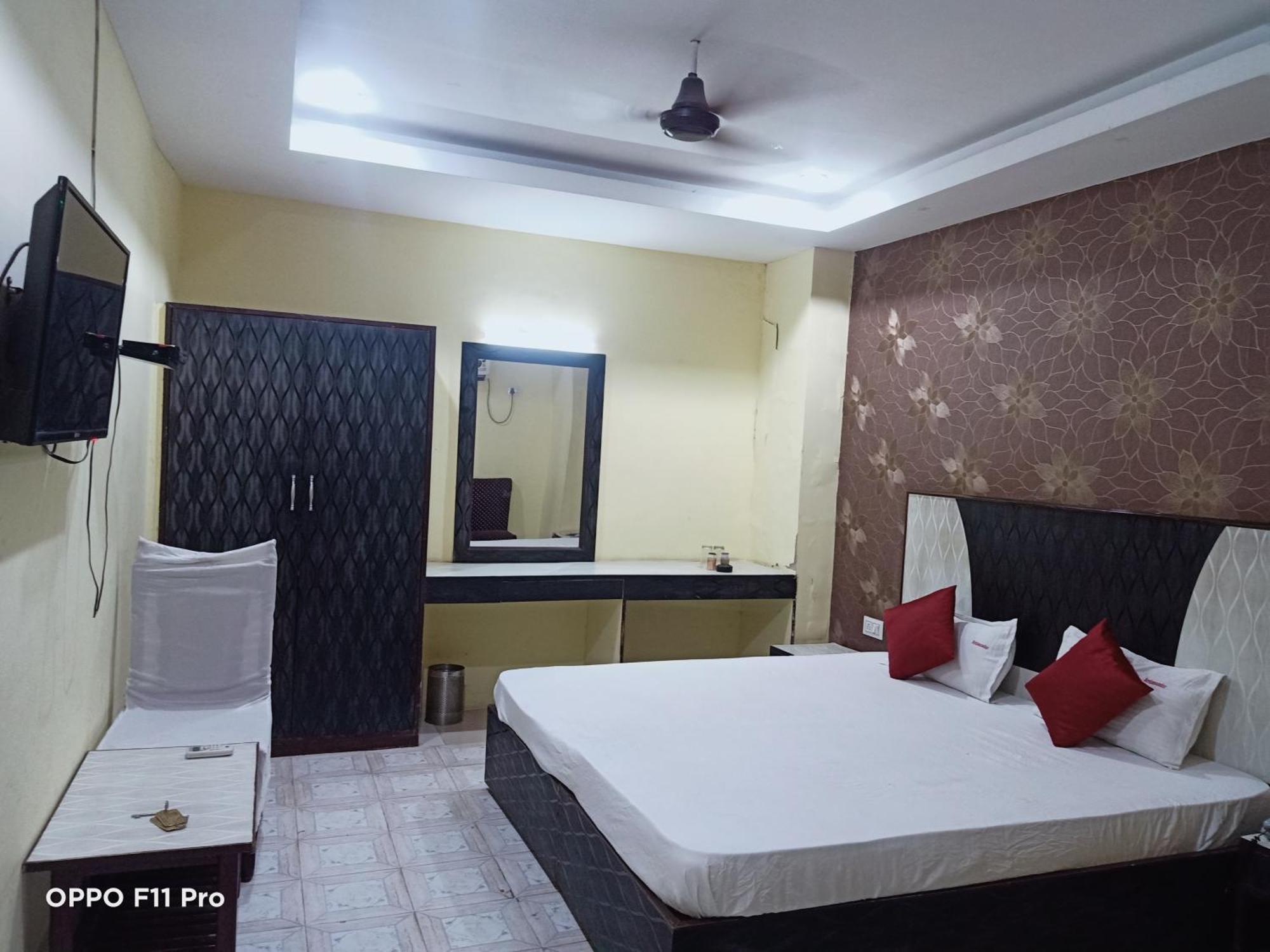 Hotel Ambassador Inn Gwalior Dış mekan fotoğraf
