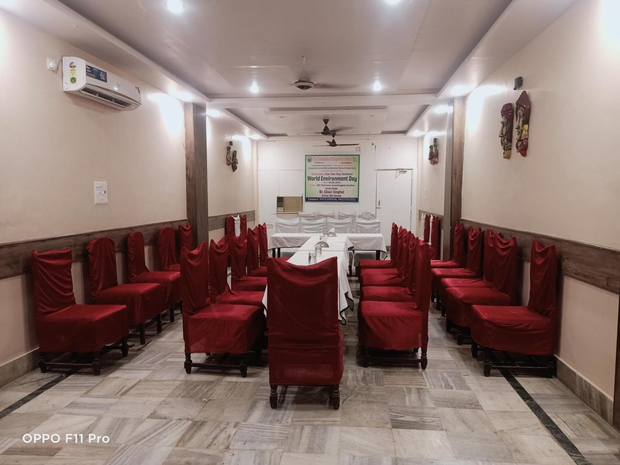 Hotel Ambassador Inn Gwalior Dış mekan fotoğraf