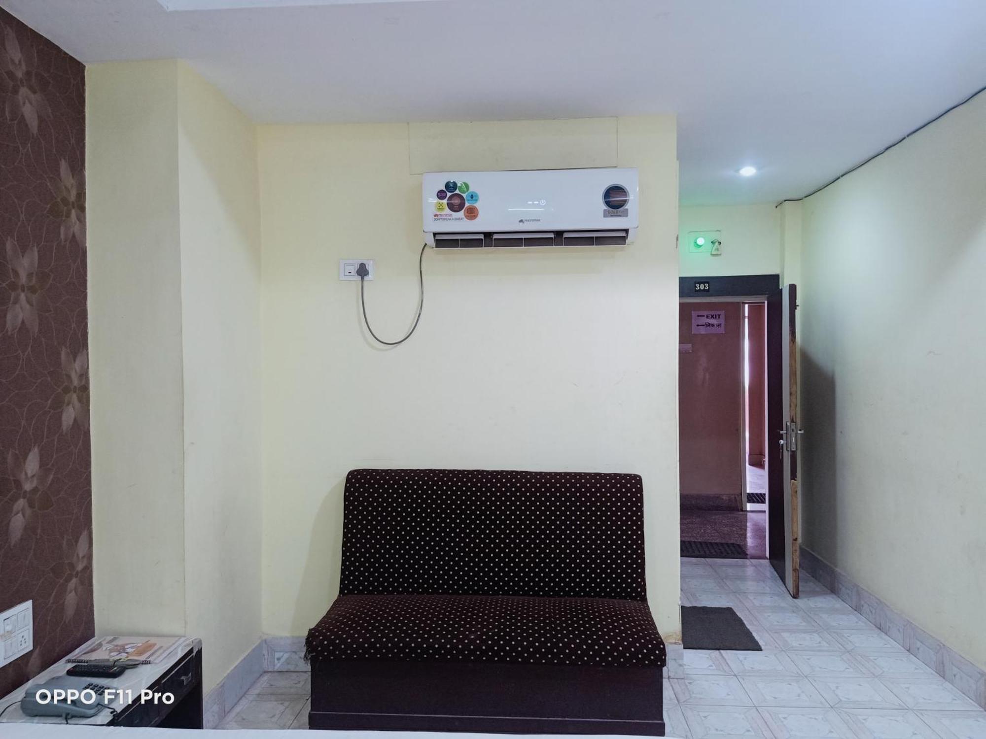 Hotel Ambassador Inn Gwalior Dış mekan fotoğraf