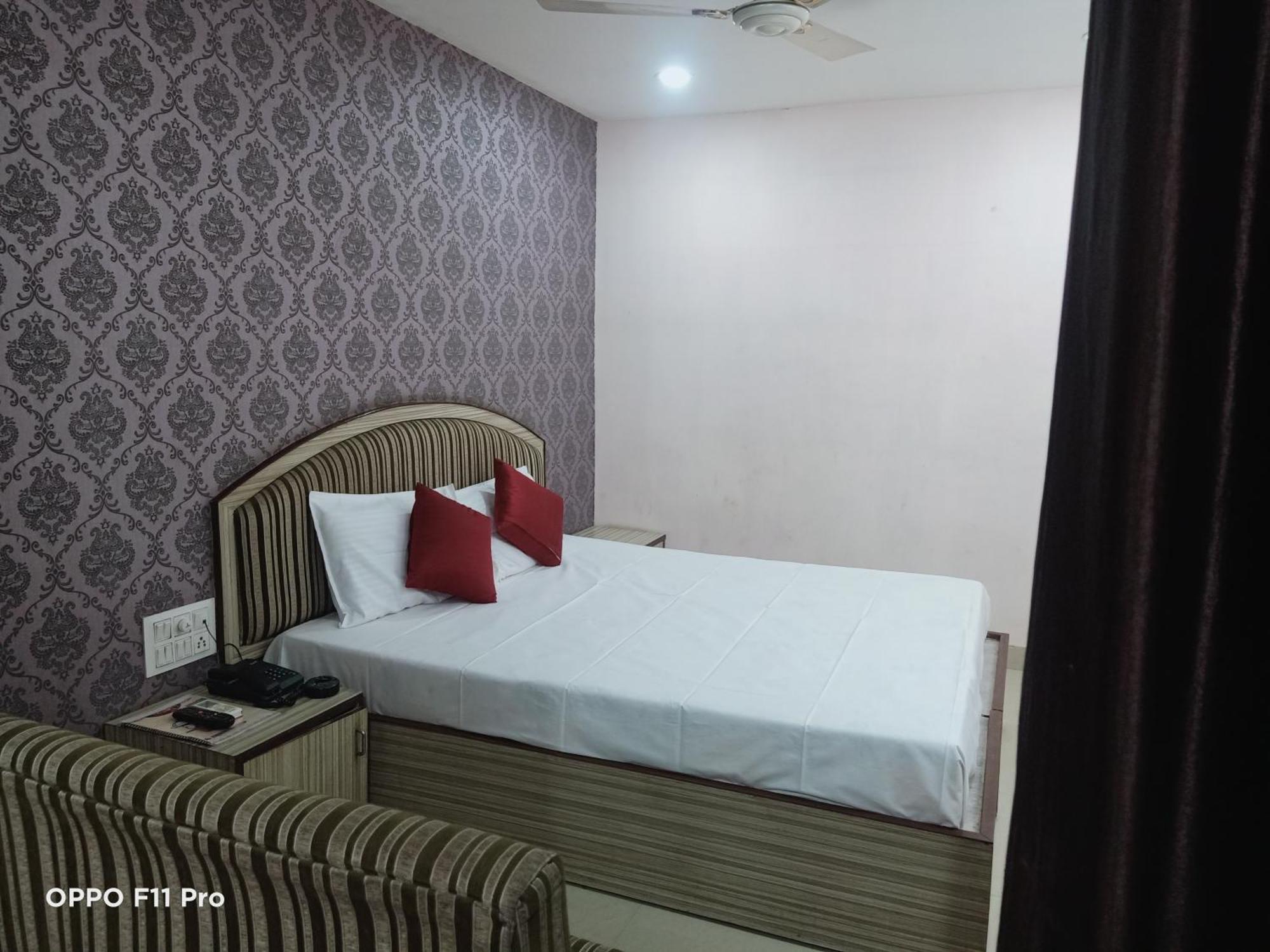Hotel Ambassador Inn Gwalior Dış mekan fotoğraf